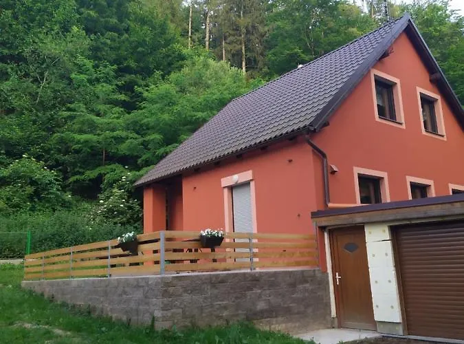 Semesterbostad Na Rece Sazave Samopse